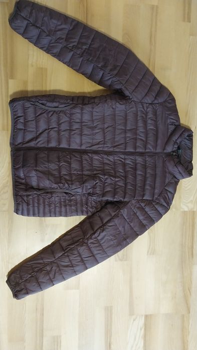 Продам мужскую осеннюю куртку  Pulll & Bear