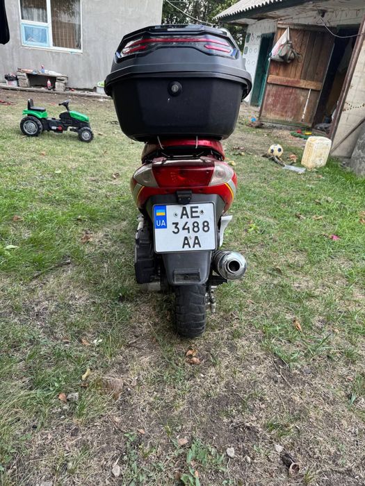 Продам скутер в доброму стані на реєстрації