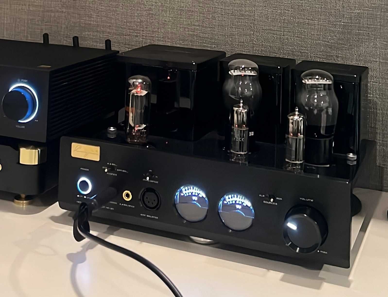 Cayin HA-3A - amplificador de válvulas para auscultadores