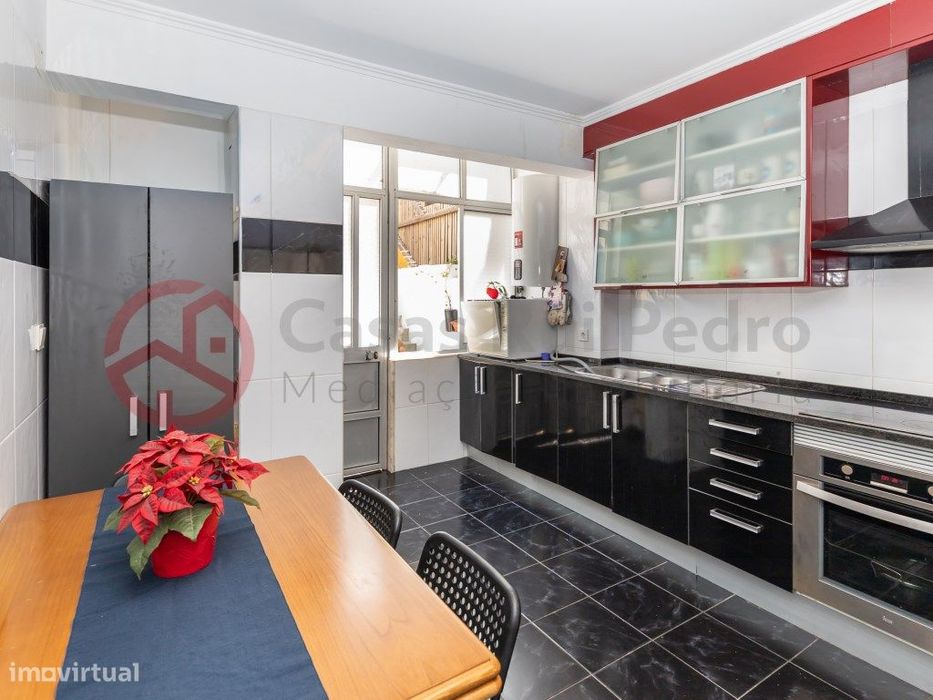 Apartamento T3 com Logradouro