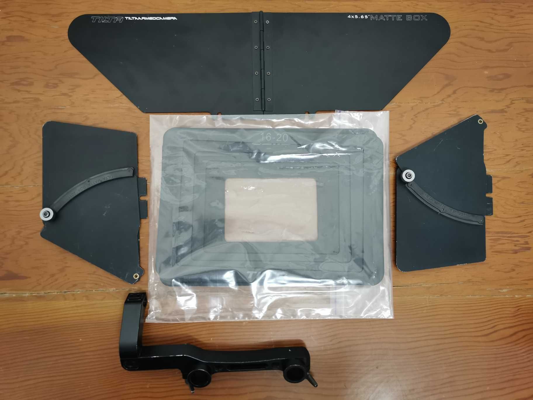 Компендіум Tilta MB-T04 4*5.65 Lightweight Carbon Fiber Matte Box