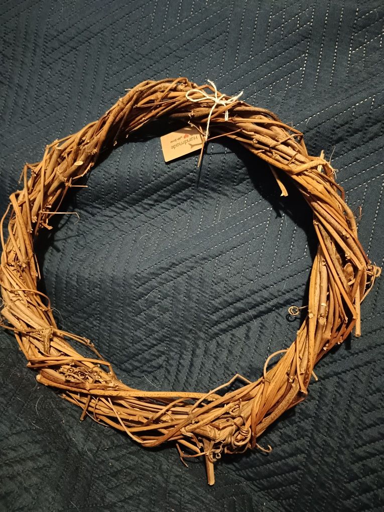 Wianek, wianki z gałązek winogrona, śr. 35 cm