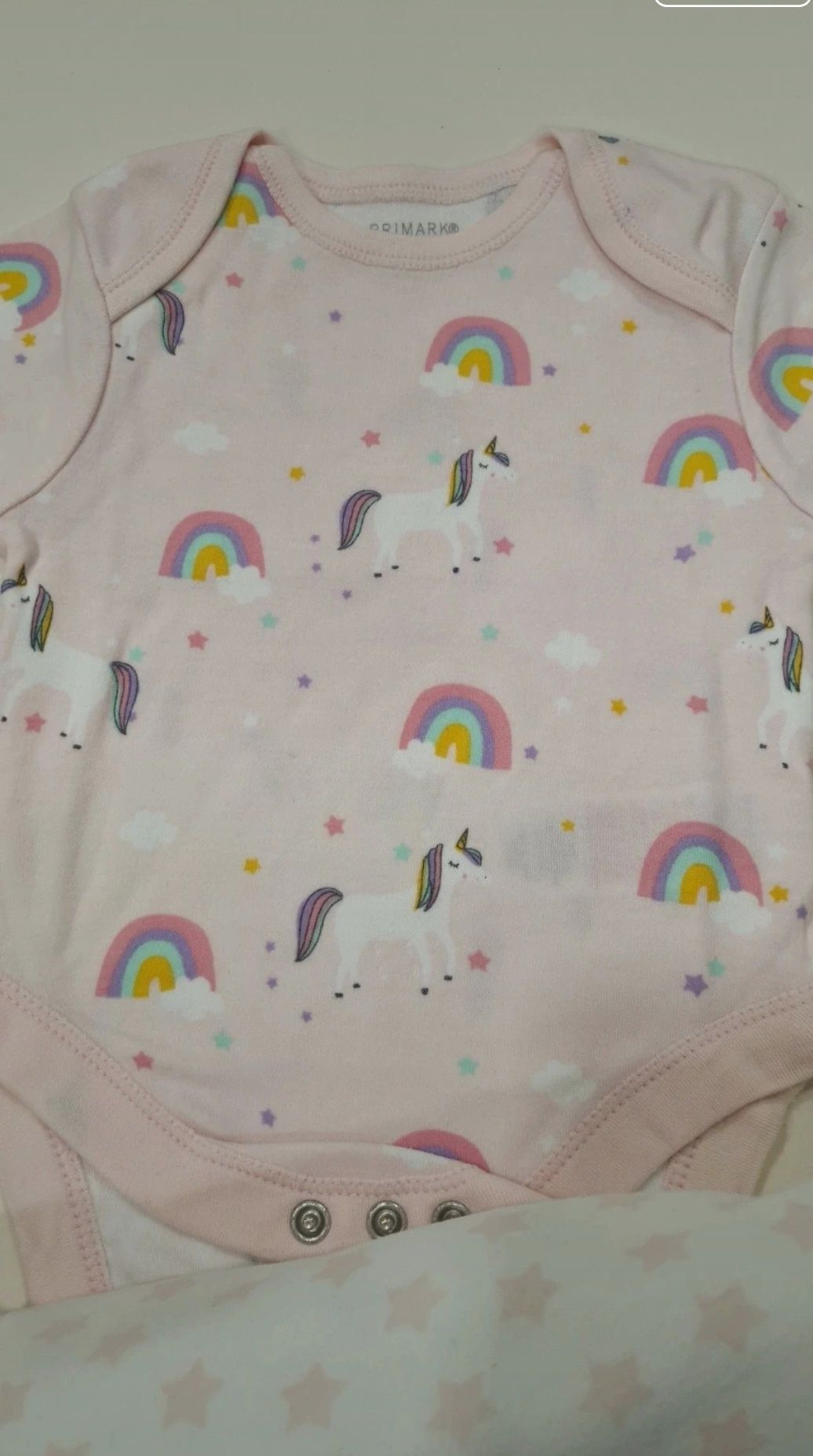 Lote de 4 bodies para menina 3-6 Meses.