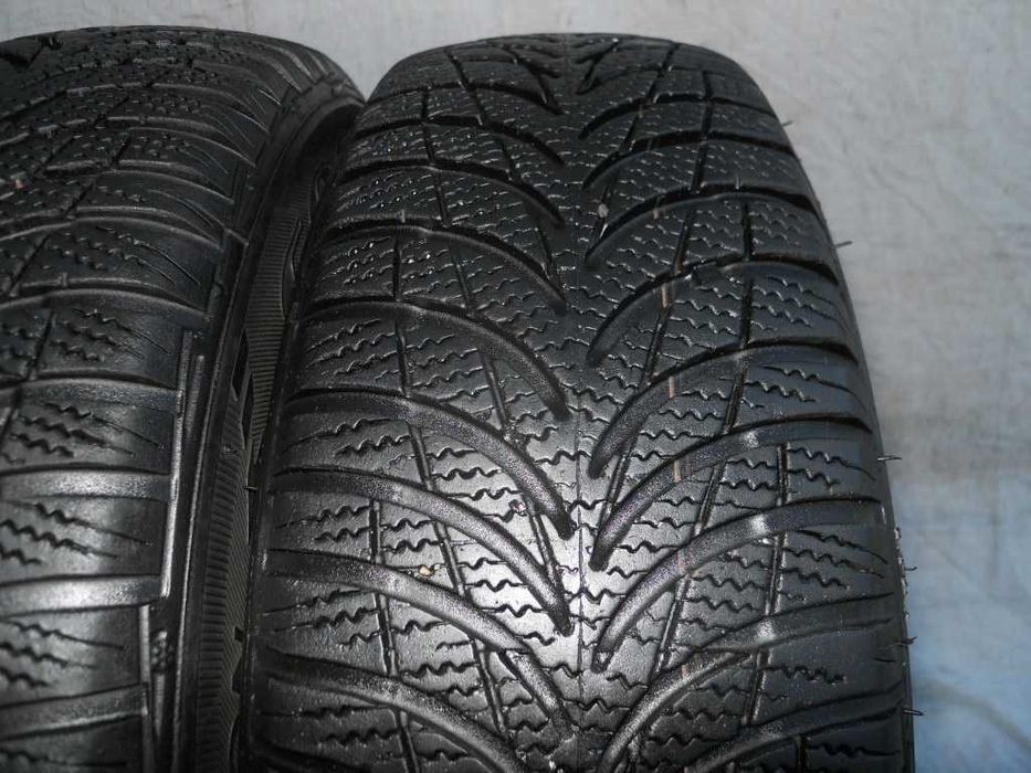 Opony zimowe GOODYEAR 175/65R14 82T (4x6,5mm)