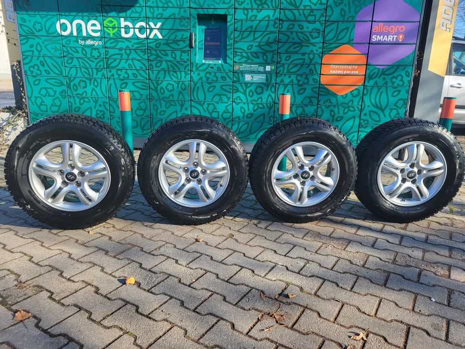 Orginalne koła Hyundai Tucson,ix35 z oponami zimowymi suvFiremax Fm806
