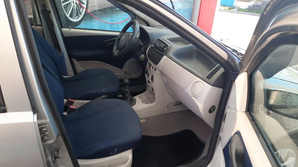 Punto 1.2 lpg , nowy przegląd , jasne wnętrze