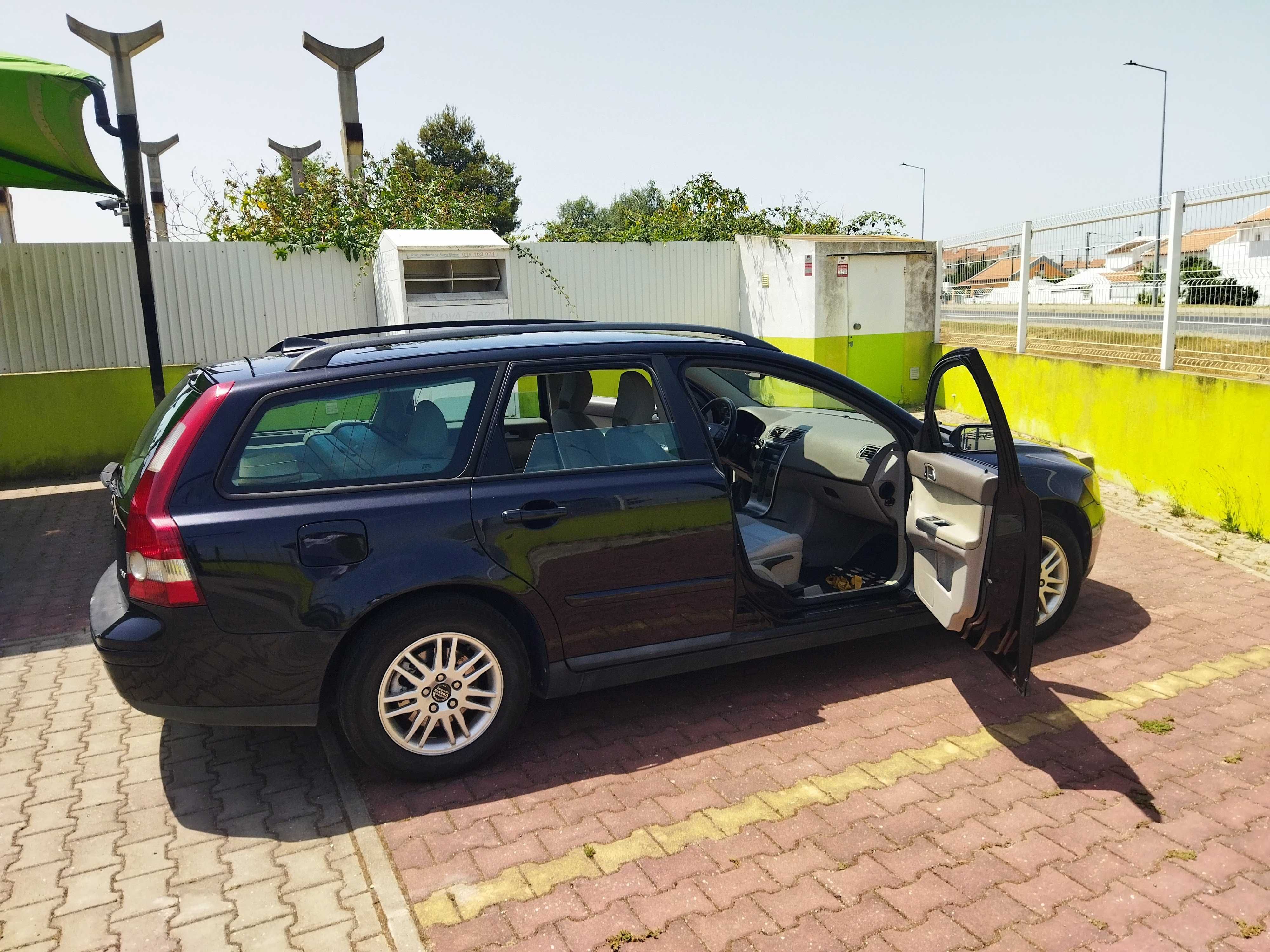 Viatura Volvo V50 1.6D de 2005