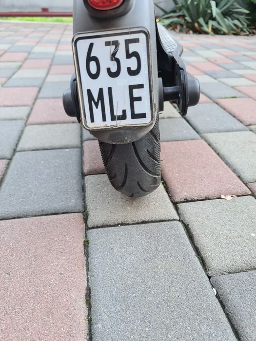 NInebot max g30D ll.