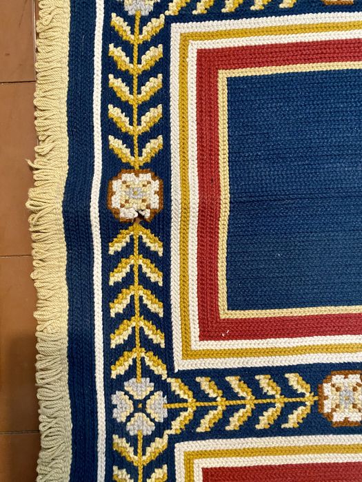 Tapete de Arraiolos não industrial