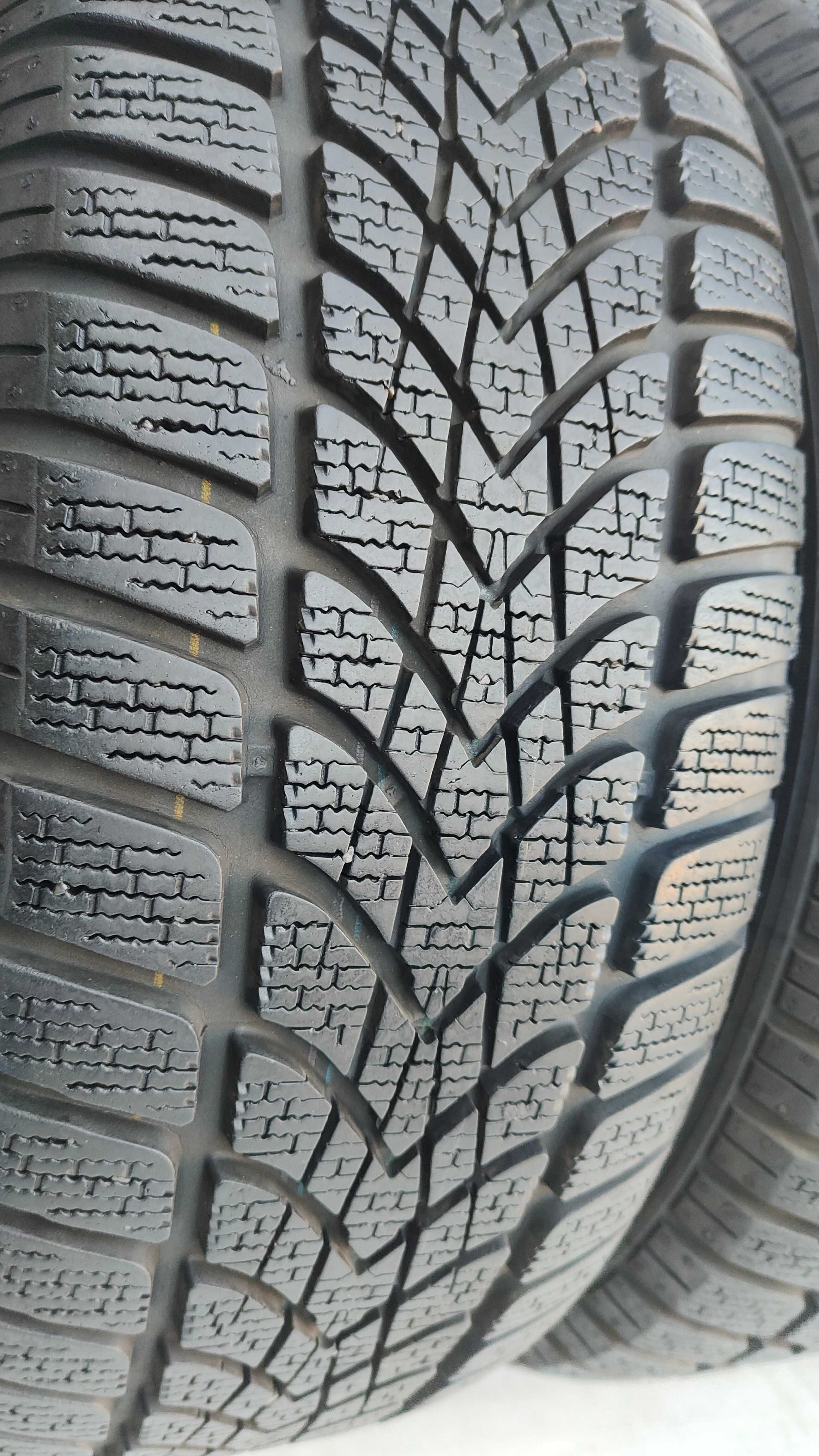 Opony Zimowe 205/55/16 Dunlop 4szt 6-7mm