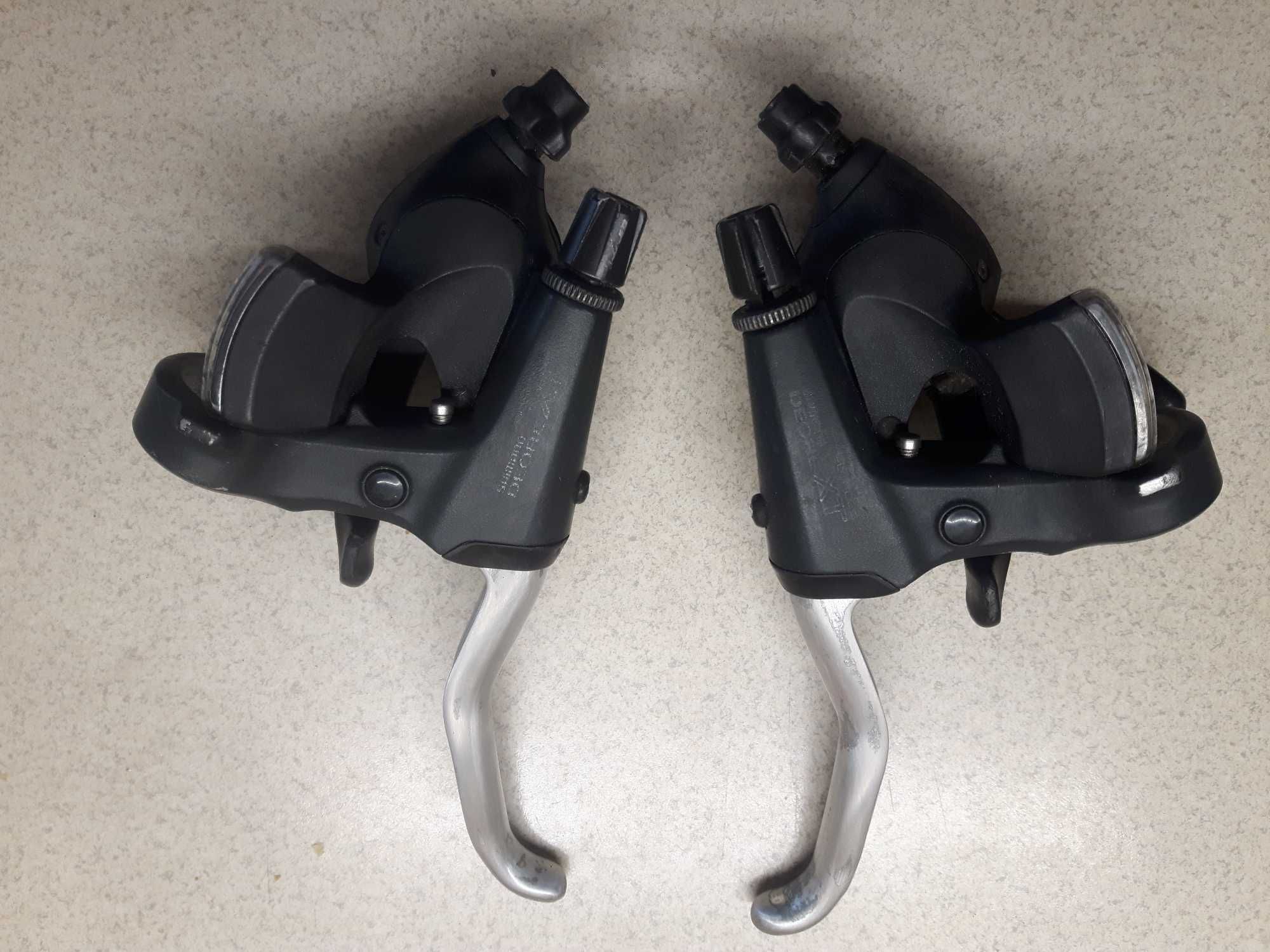 Klamkomanetki XT ST-M737, 3x8, stan bdb,tarcza,V-brake.