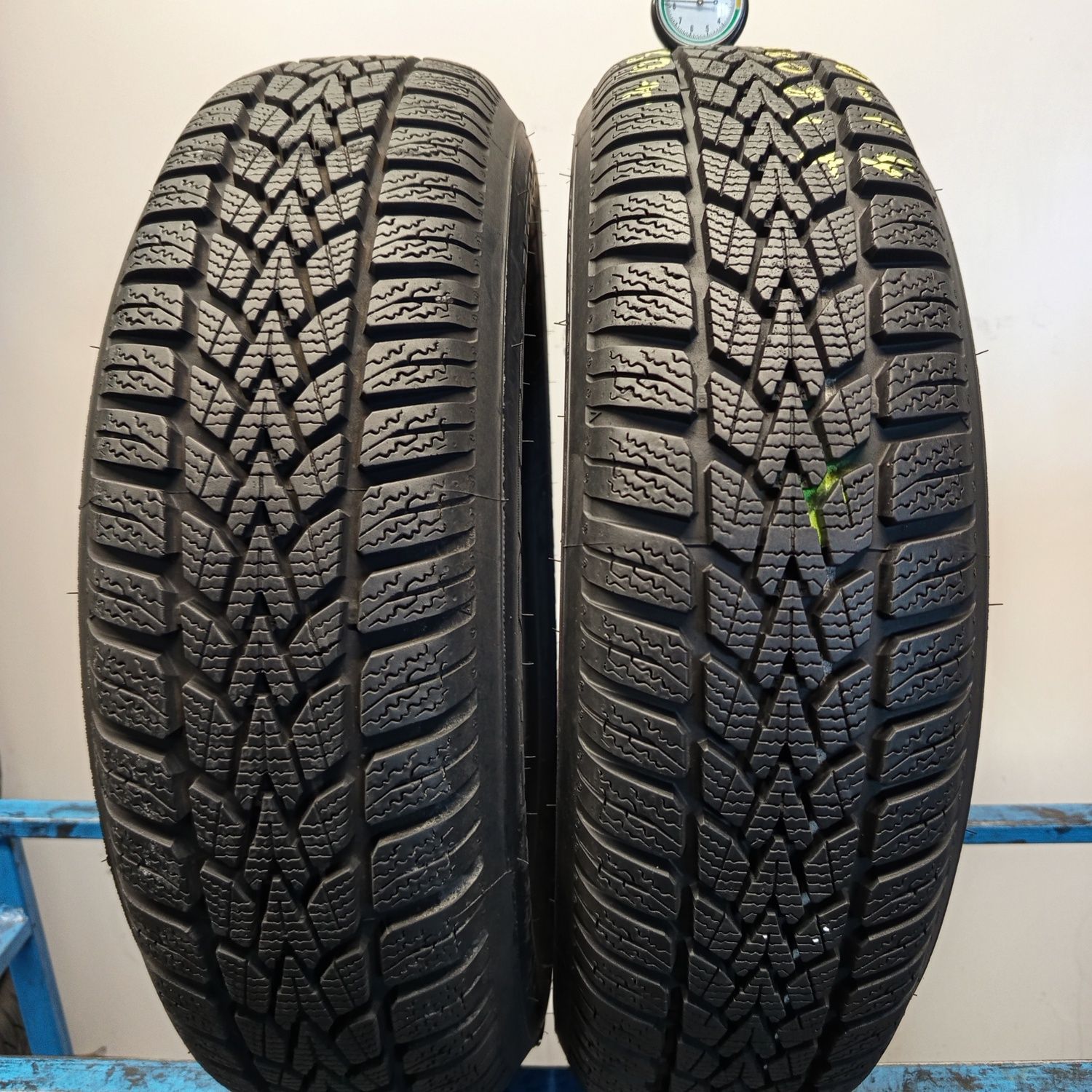 165/70R14 Dunlop Winter Response 2