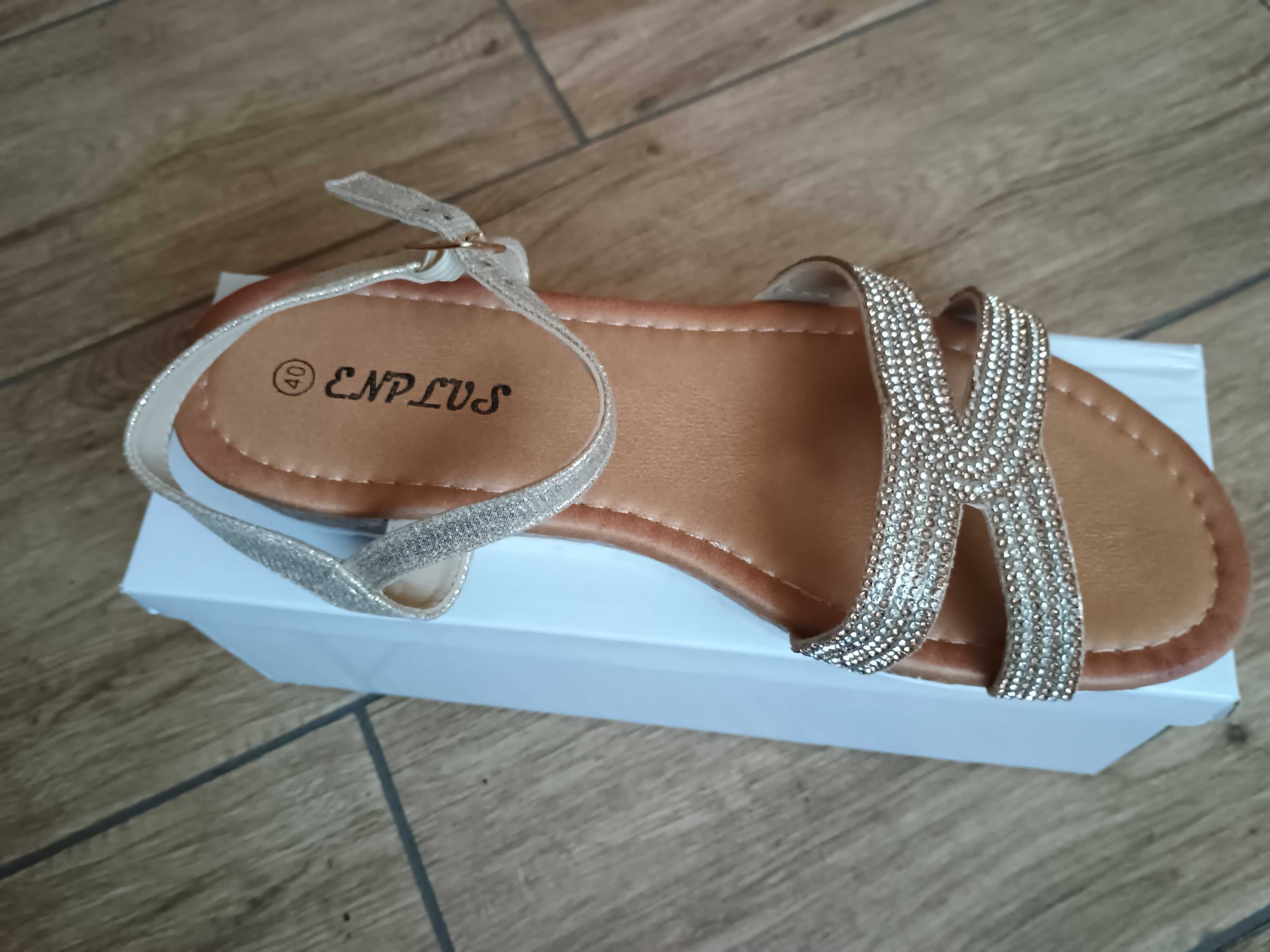 Nowe damskie buty sandały z cyrkoniami 39