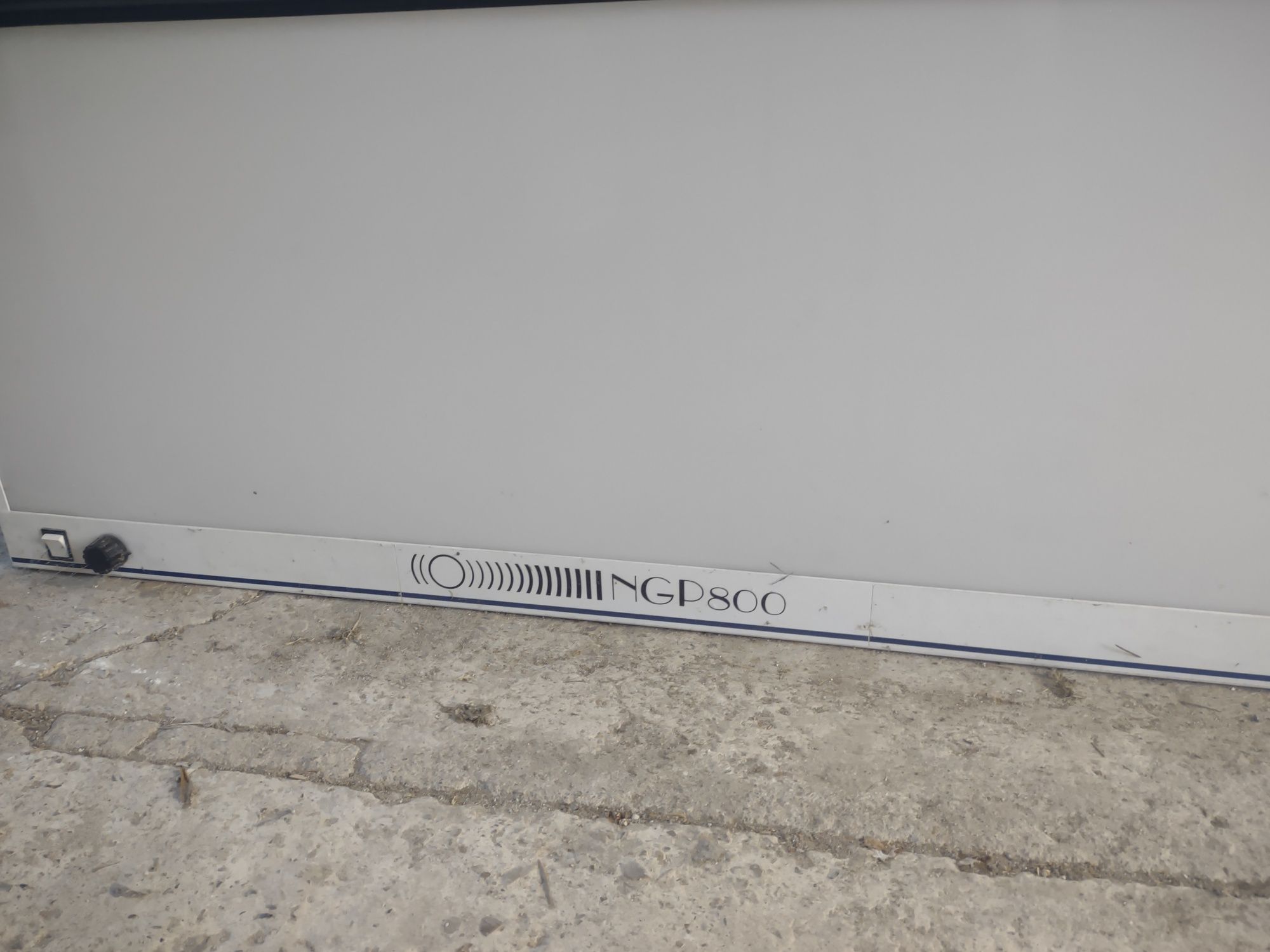 Negatoskop Ultraviol NGP-800 R hf