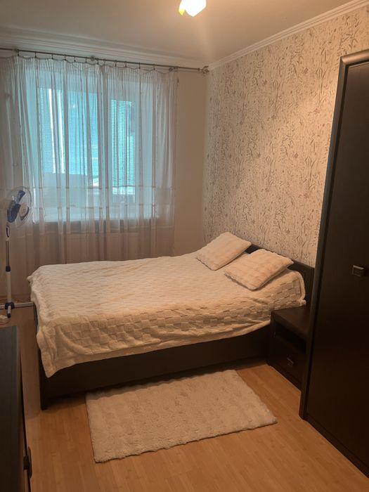 Сдам 3-х комнатную квартиру в центре с ремонтом