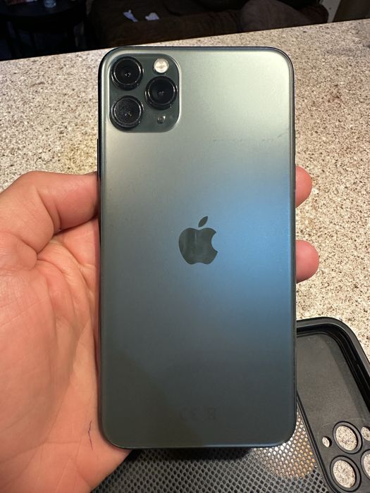 iPhone 11 Pro Max на 64 гб