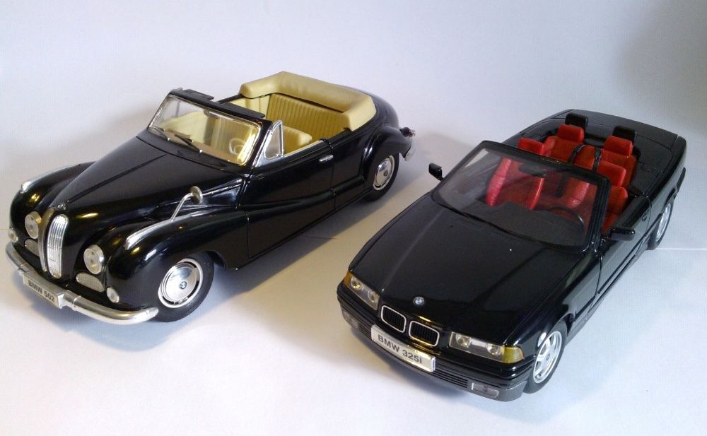 BMW escala 1/18 SEM CAIXA