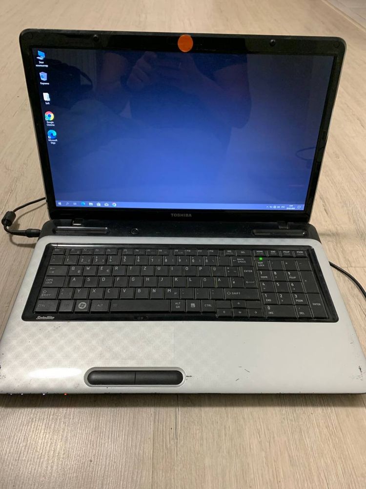 Ноутбук Toshiba Satellite l770d - 10H