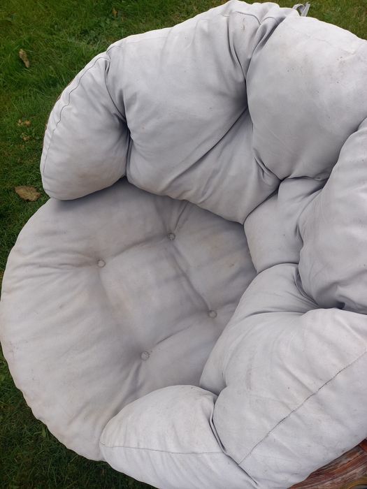 Zestaw mebli na taras z poduszkami