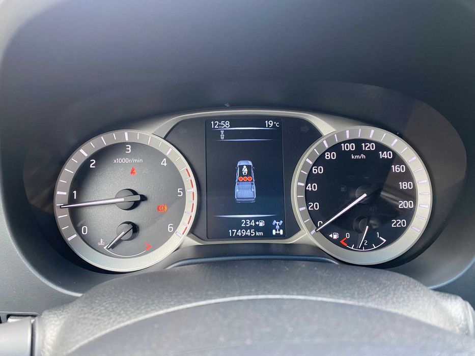 Nissan Navara 2.3 dCi CD 4WD N-Connecta Nav+Barras