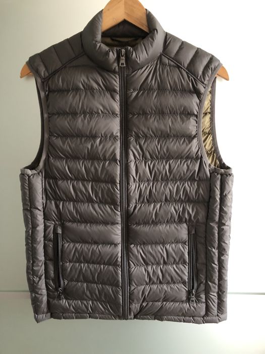 Пухова жилетка, безрукавка Marks and Spencer size S