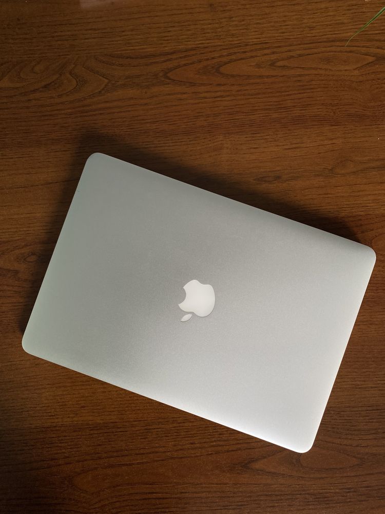 MacBook Air 13” 2011