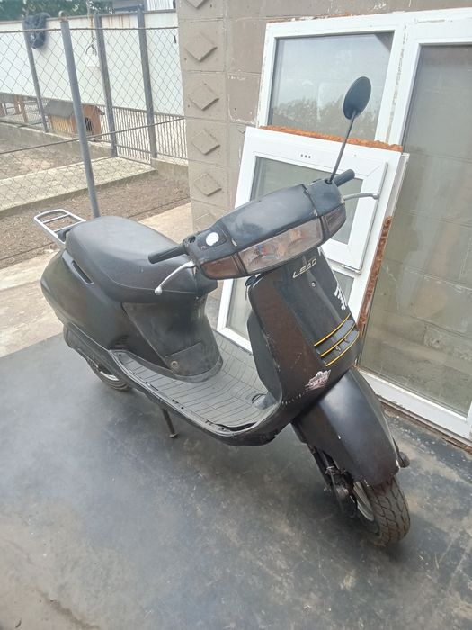 Хонда лиад 50сс. 90сс продам 2 скутера.