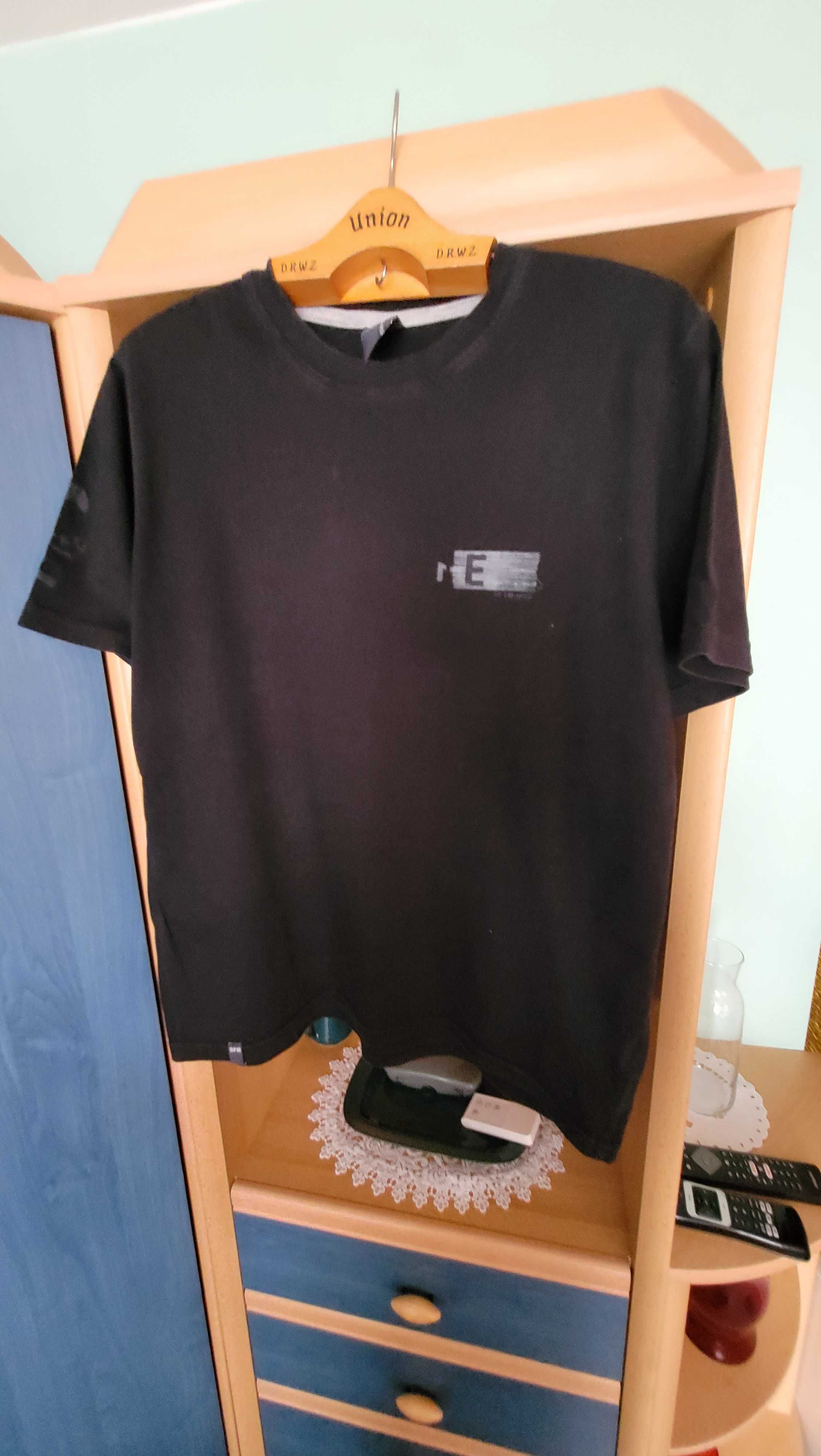 czarny t-shirt męski,  L/XL