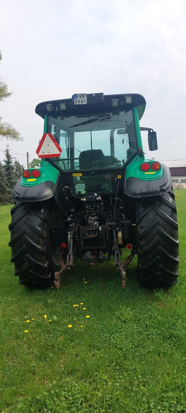 Ciągnik Valtra T150