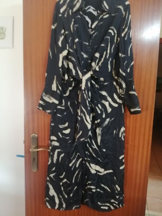 Vestido Outono com botões à frente