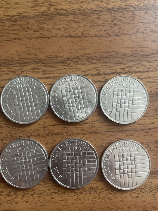6 moedas de 25 escudos