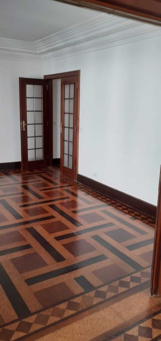 Pintura Int/Ext - Transforme o seu espaço com um toque profissional!