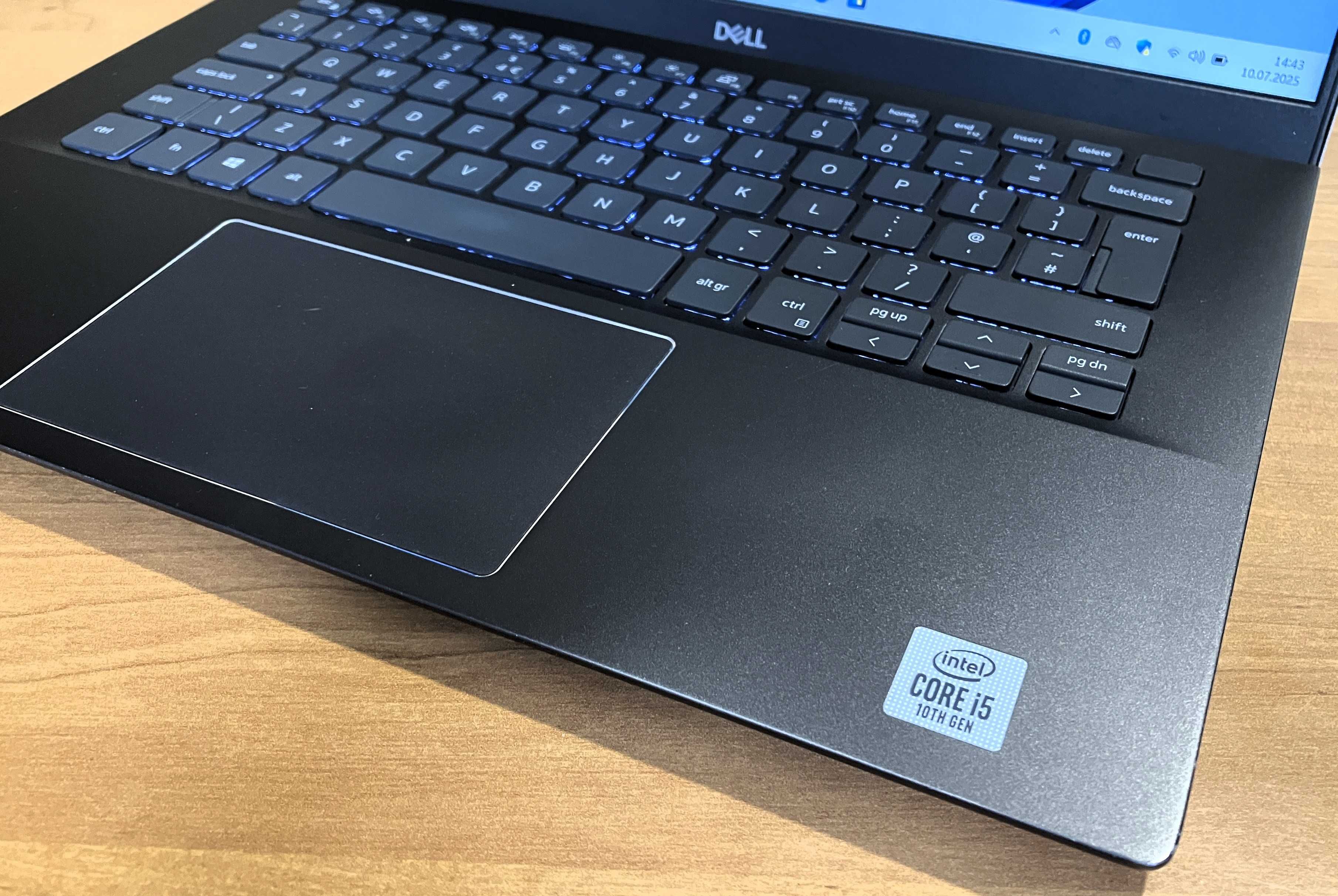 Laptop DELL 5401 Intel® Core™ i5-10th 16GB 256GB SSD USB-C™ FHD Win 11