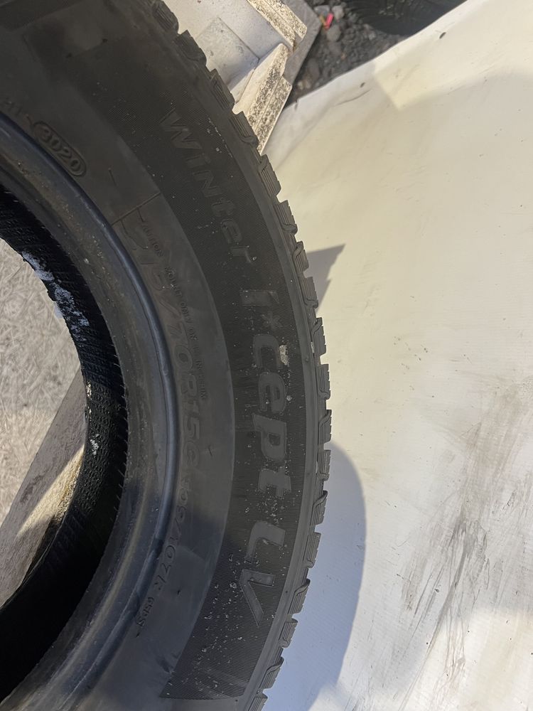 Opona pojedyncza 215/70/15 C Hankook I cept LV