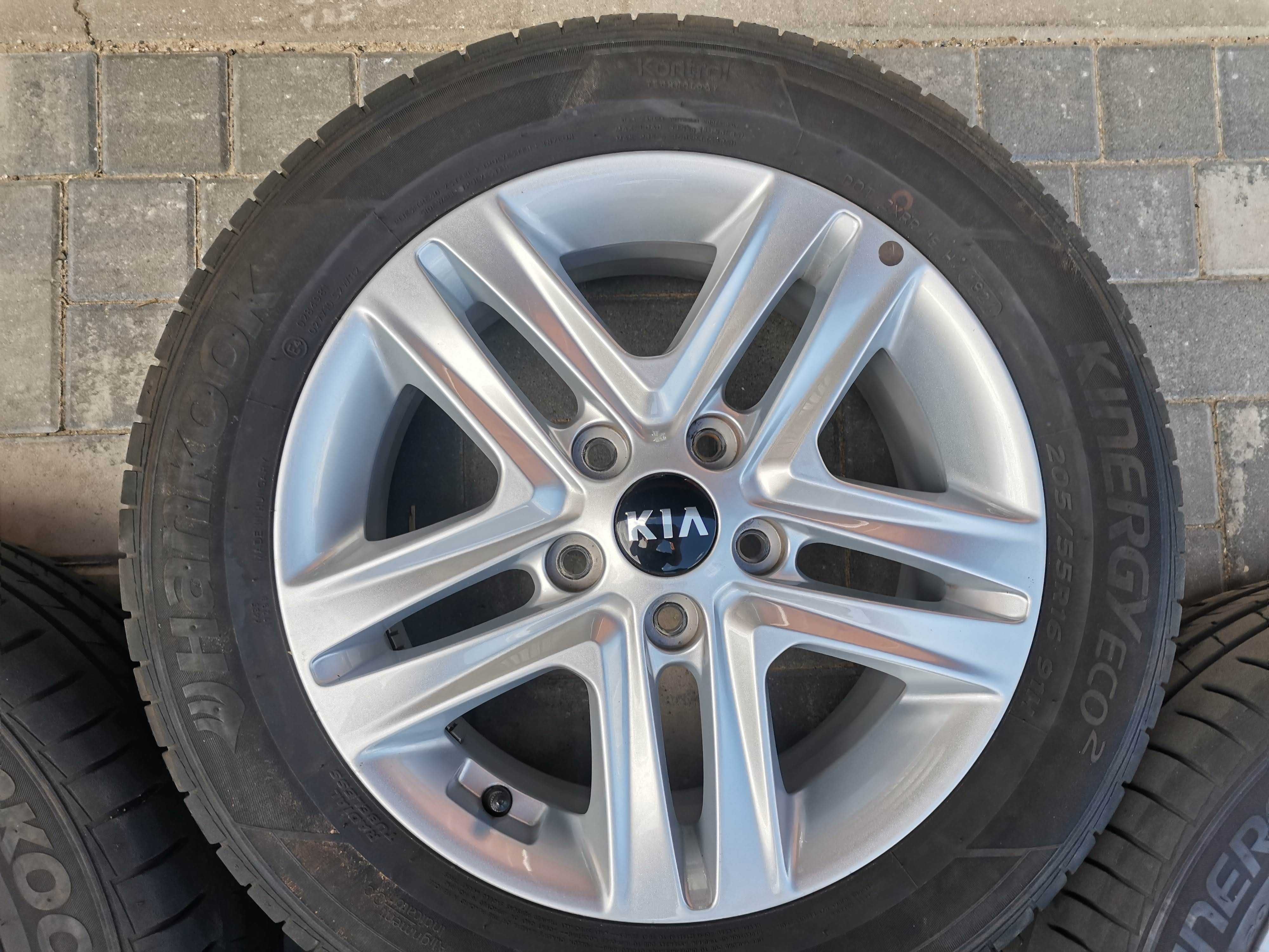 Felgi KIA ProCeed Venga Soul Hyundai 6,5Jx16H2 5x114,3 ET50 TPMS