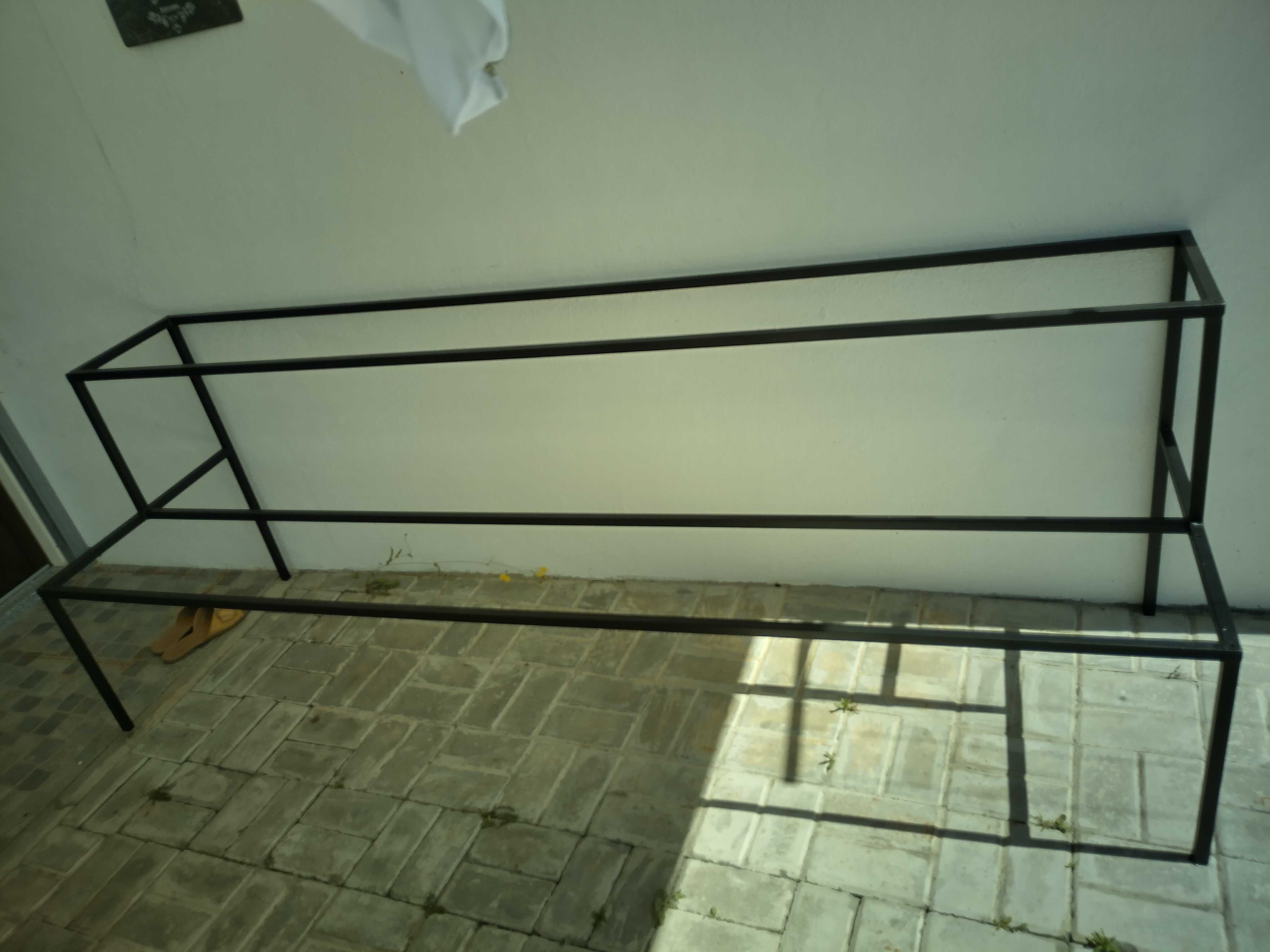 Estrutura em Ferro