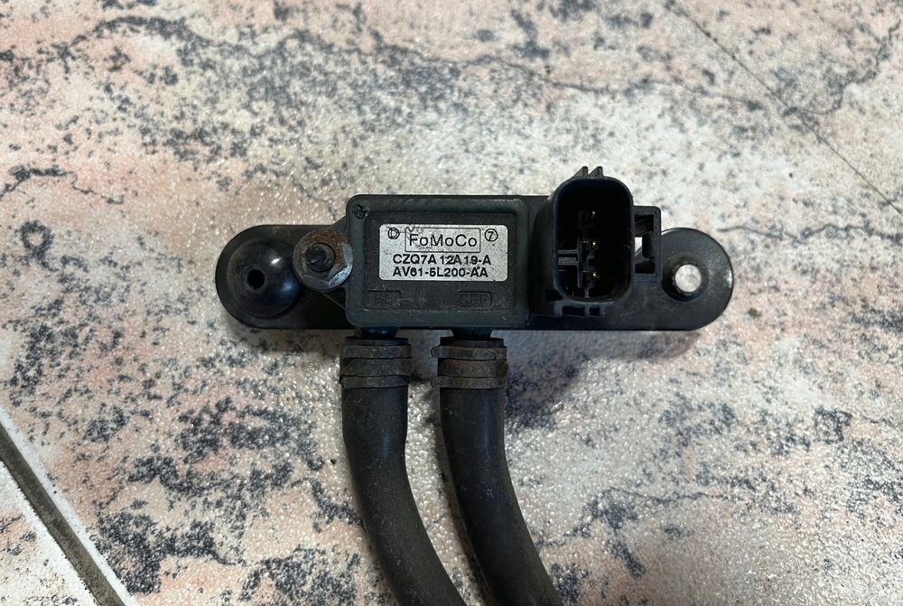 czujnik ciśnienia dpf ford focus mk3 1,6tdci av61