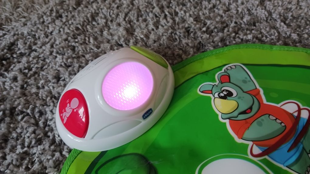 Chicco elektroniczna mata do gry w klasy