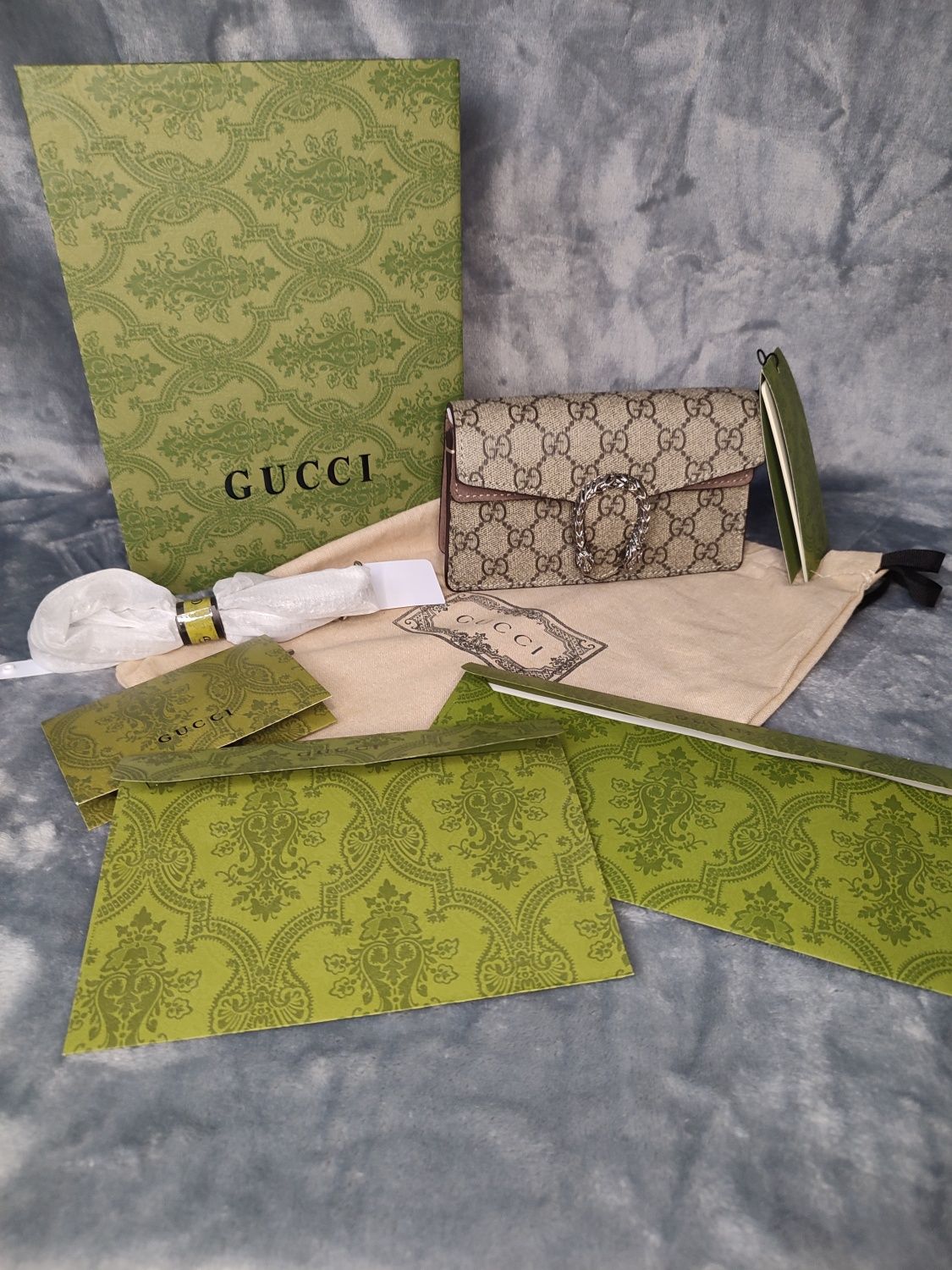 Сумка Gucci dionysus GG supreme