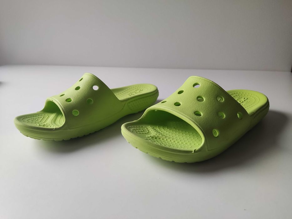 Klapki CROCS rozmiar C13 tj. r 30 -31
