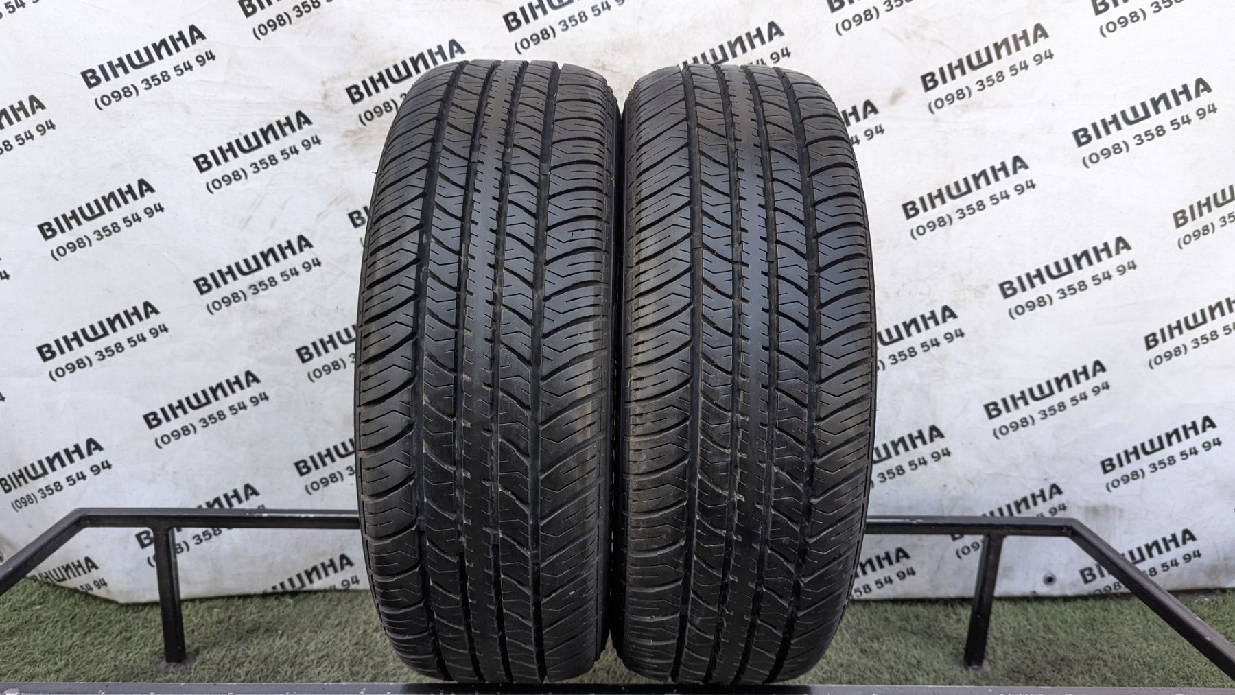 Шини 195/65 R 14 MAXXIS. Літо пара. Колеса склад.