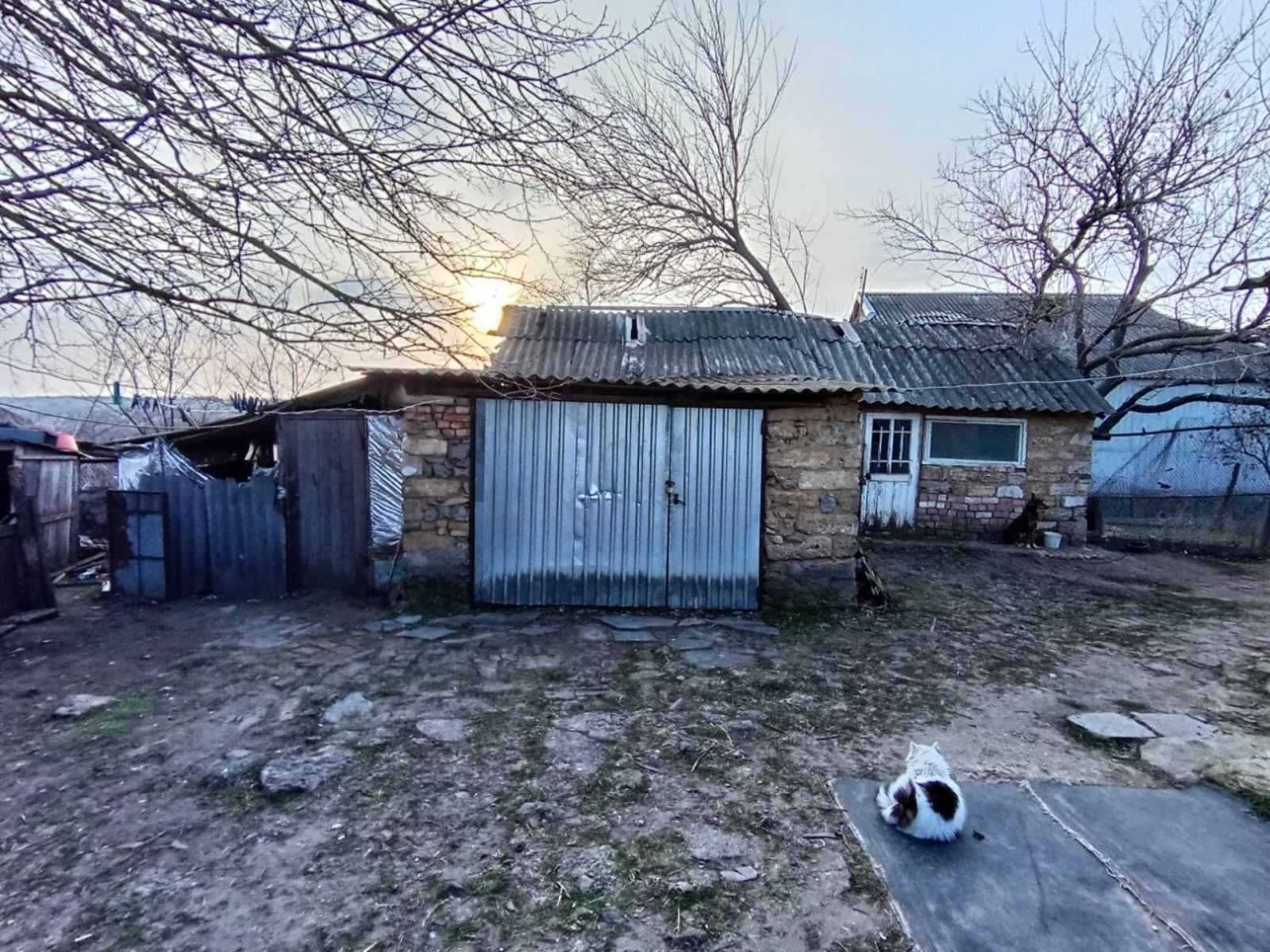Продам будинок в сільській місцевості загальною площею 97 кв.м.