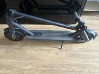 Xiaomi Mi Electric Scooter 1S (użyta kilka razy)