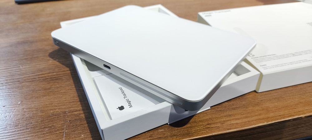 Трекпад Apple Magic Trackpad White Multi-Touch Surface (MXK93ZM/A)