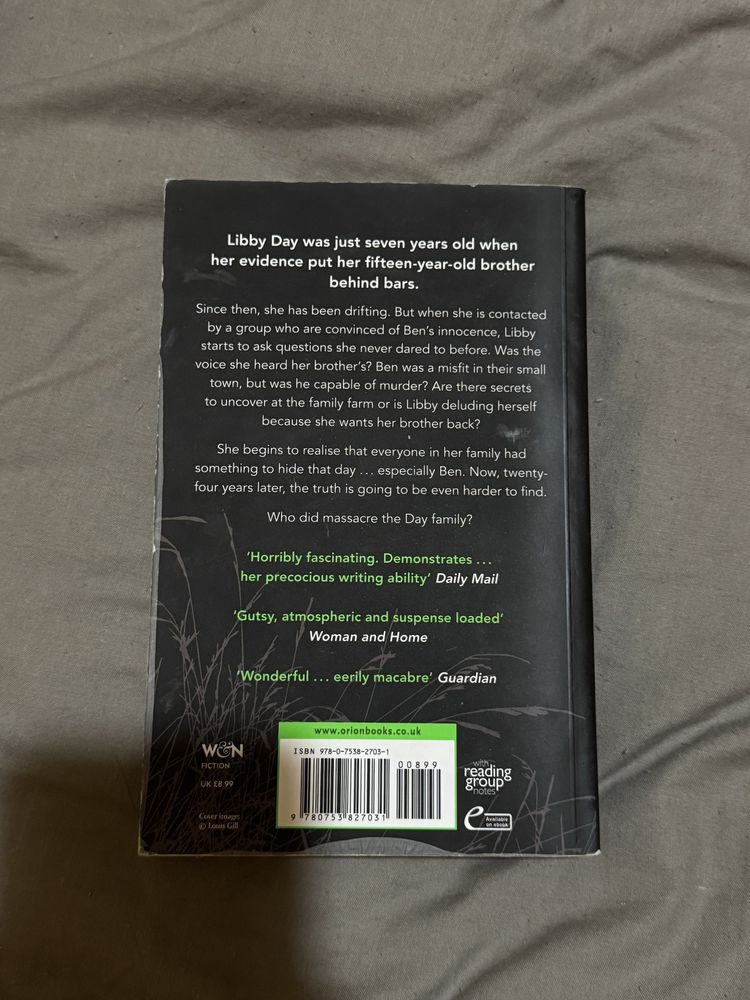 Книги на английском Sam Hayes, Gillian Flynn