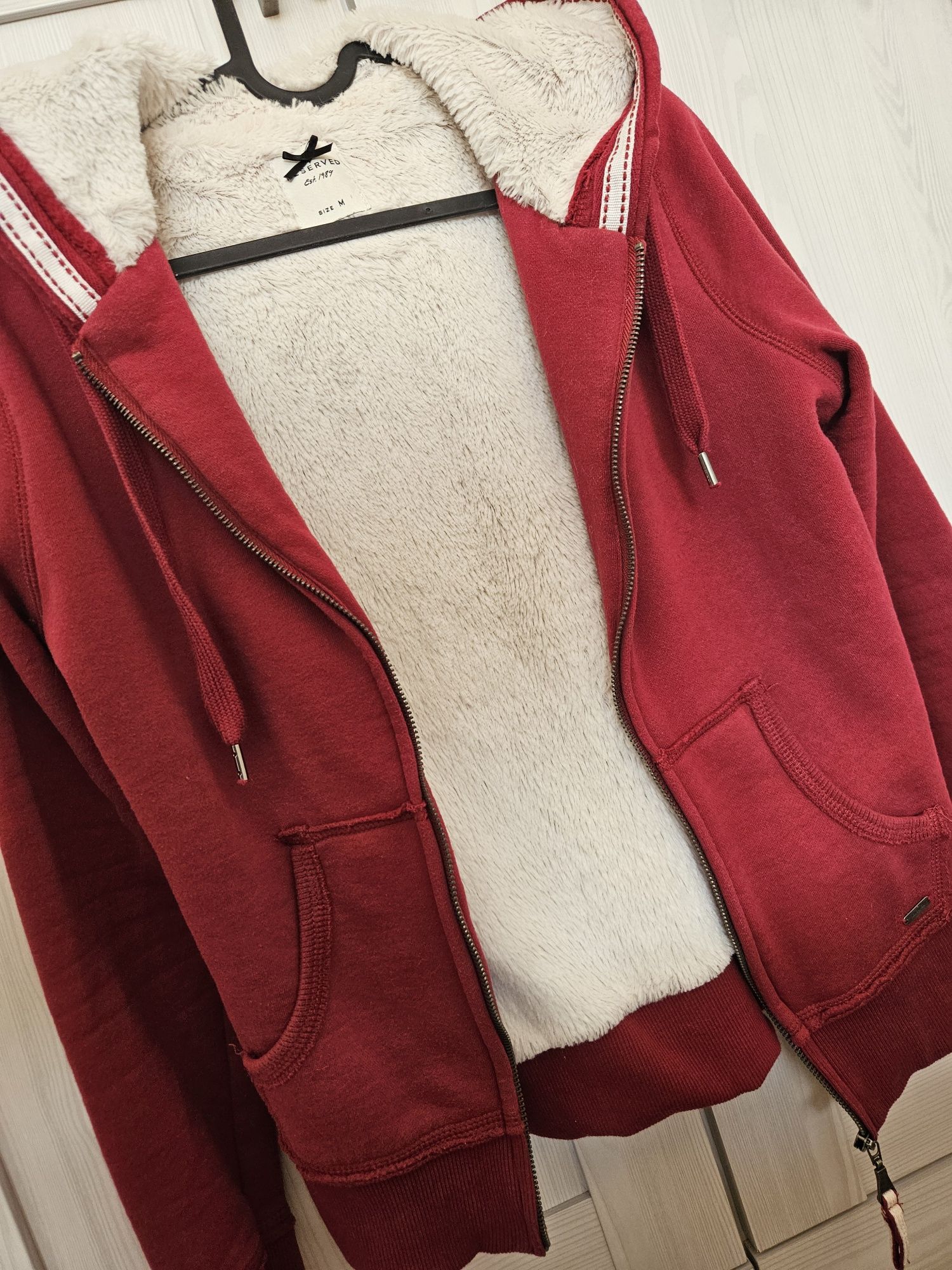 Bluza ocieplana misiem Reserved