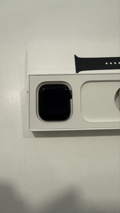 Apple Watch SE 44 mm 2023