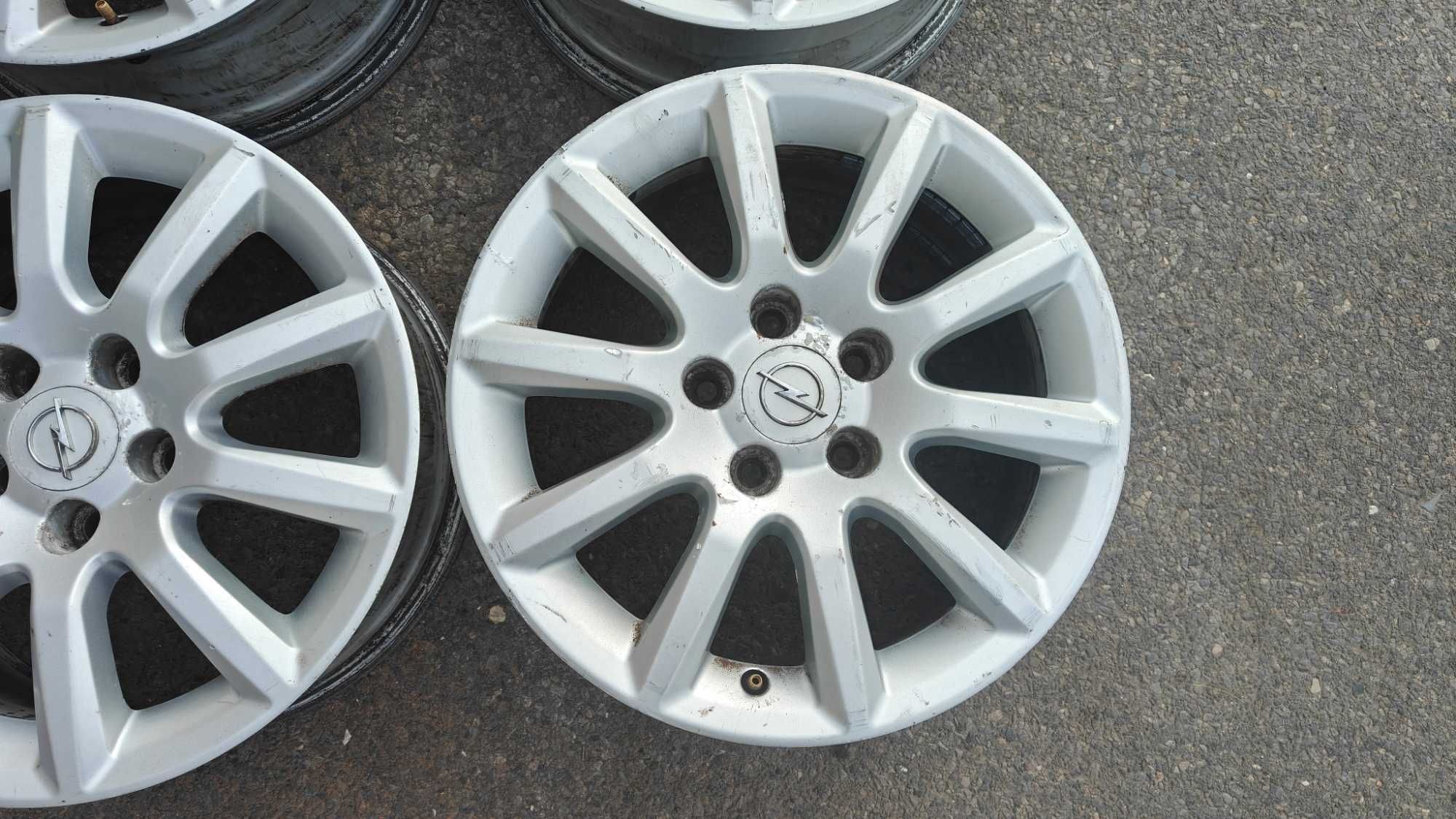 4 felgi Aluminiowe16" 5x110 Opel Astra H Zafira Vectra