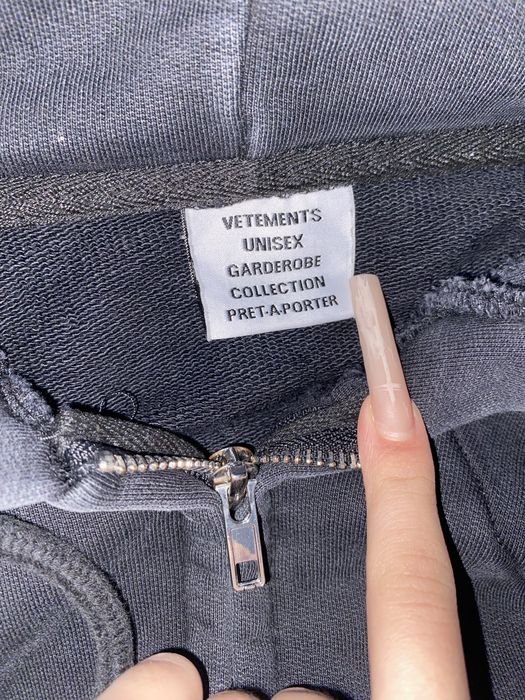 vetements зипка