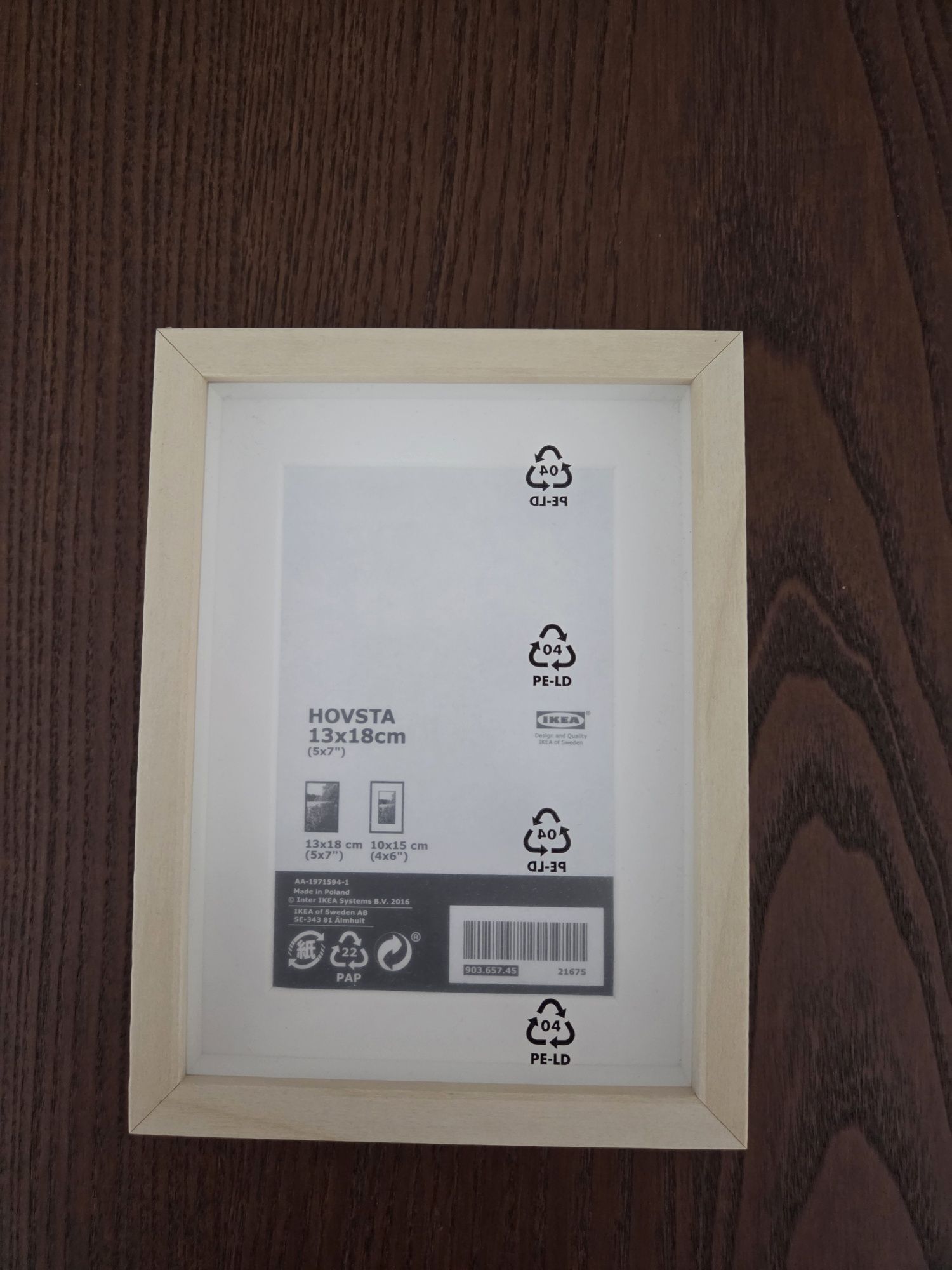 Moldura ikea hovsta nova
